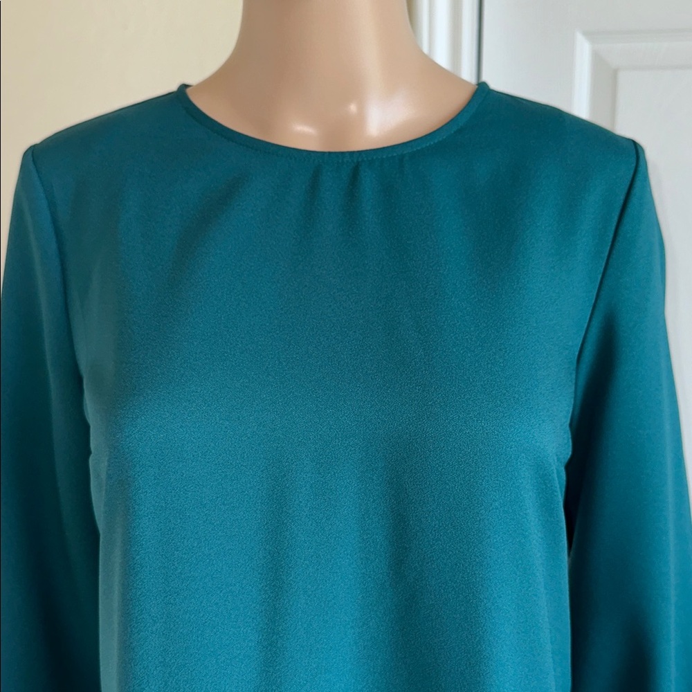 Banana Republic Teal Long Sleeve Dress Size 4P - Picture 2 of 15